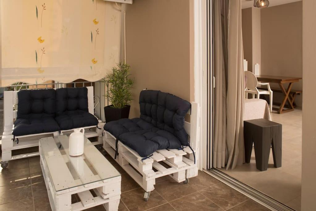 Deluxe Apartment In The Center Kalamáta Buitenkant foto