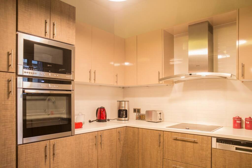 Deluxe Apartment In The Center Kalamáta Buitenkant foto